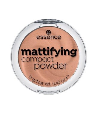 Essence Mattifying Compact Powder 02
