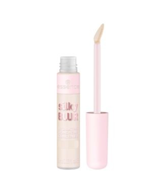 Essence Silky Blur Hydrating Longwear Concealer 20          